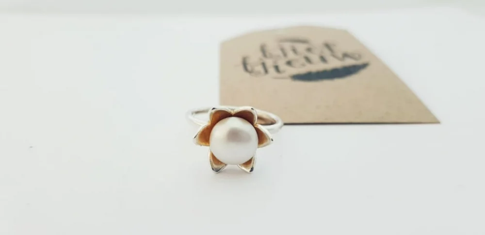 Sterling Silver Freshwater Pearl Flower Ring